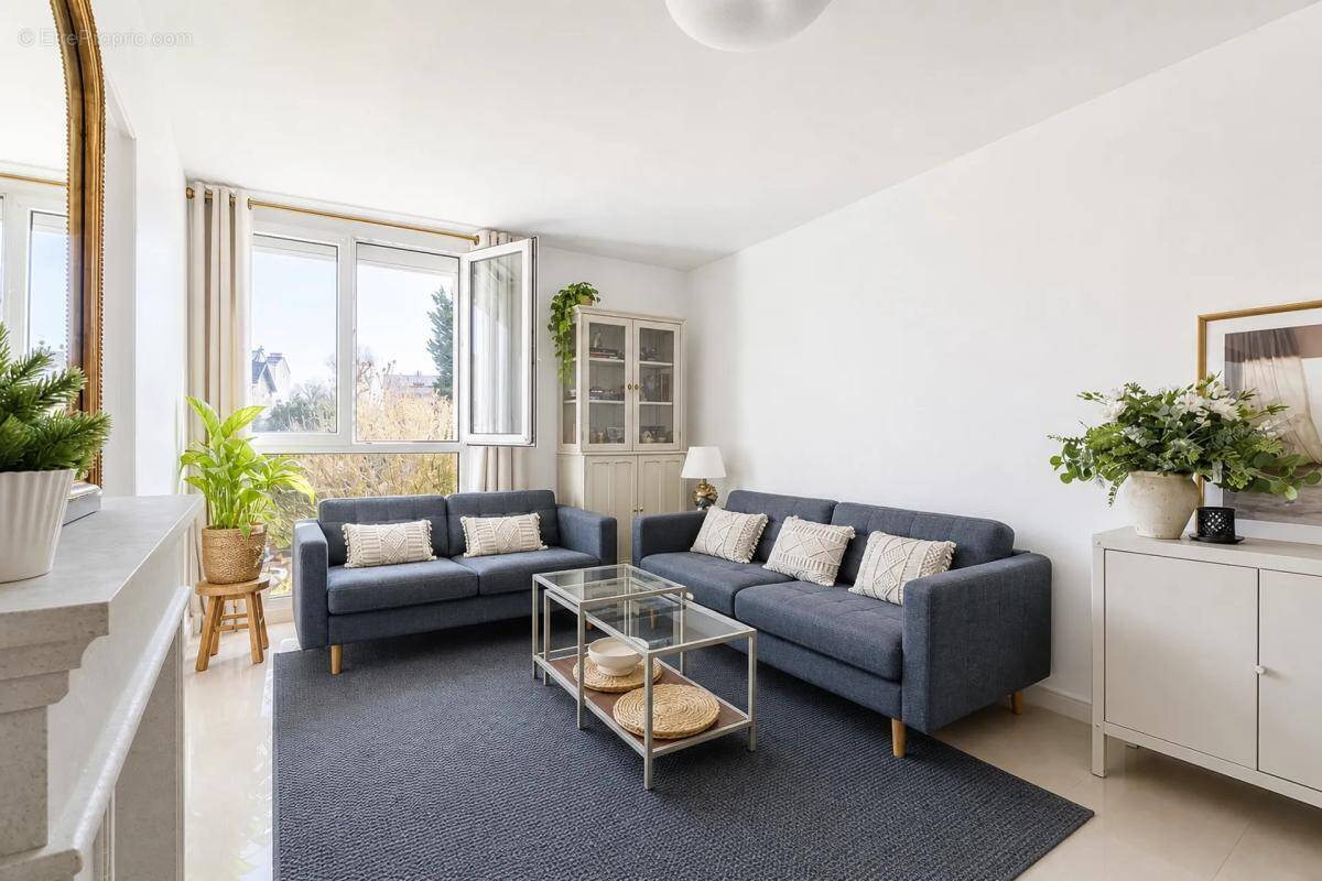 Appartement à THIAIS