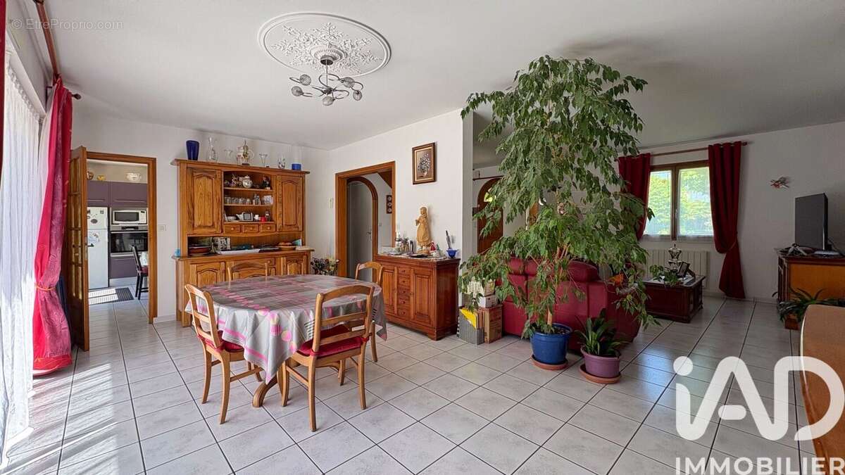 Photo 3 - Maison à PLUVIGNER
