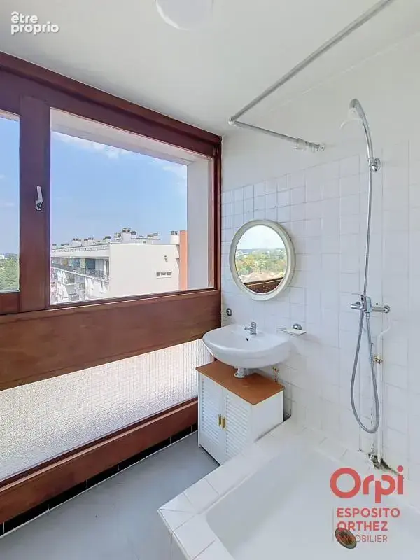 Appartement avec cave À Vendre - photo 8