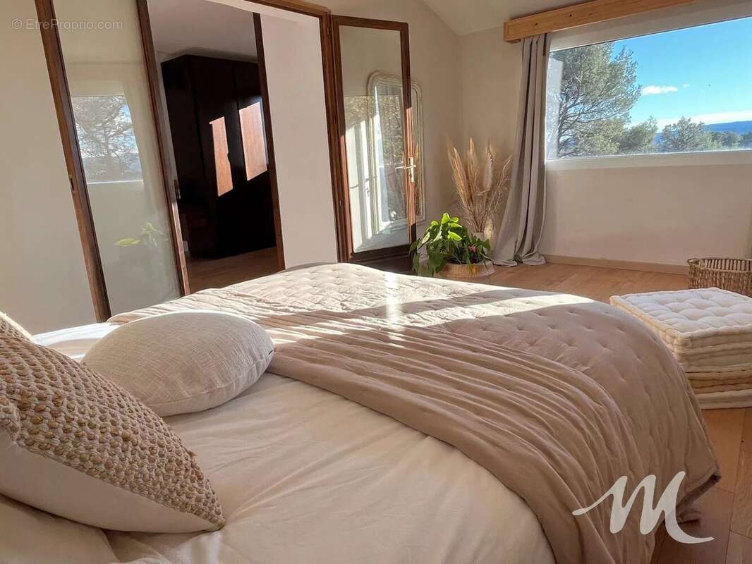 Maison à SAINT-MAXIMIN-LA-SAINTE-BAUME