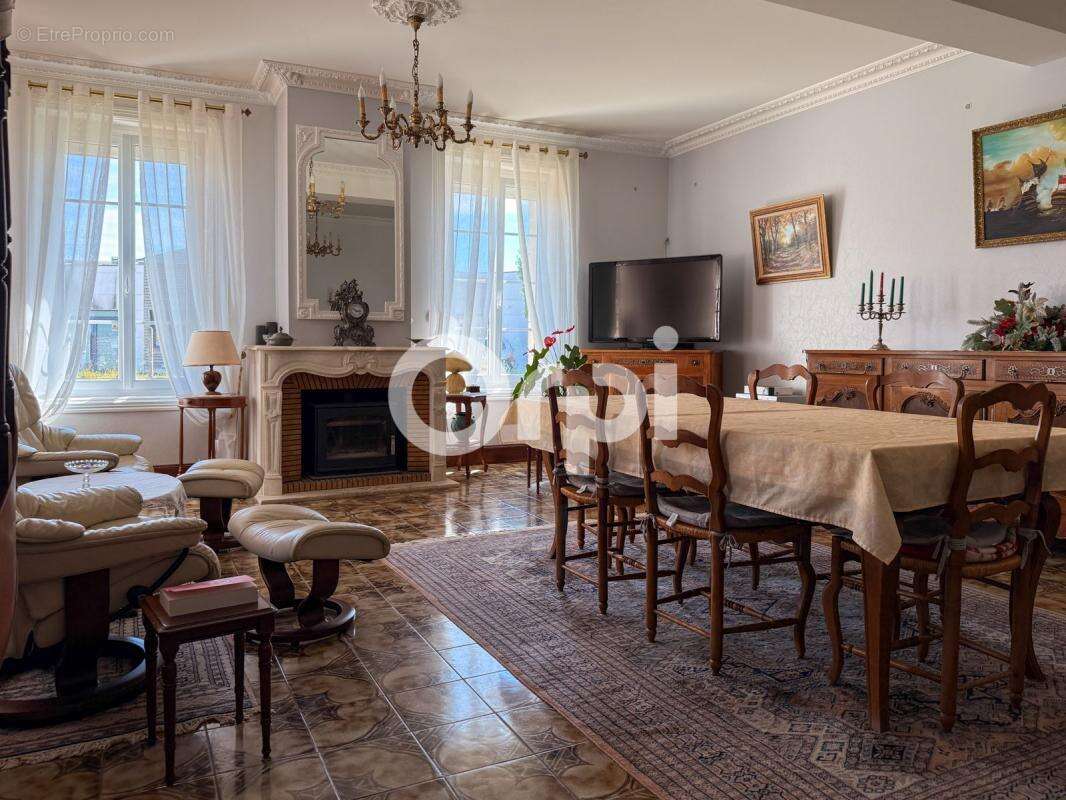 Maison à BREUIL-MAGNE