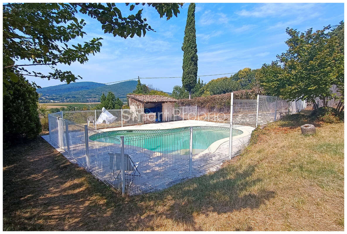 Maison à MONTELIMAR