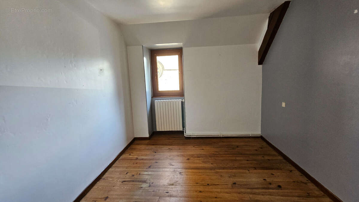 Maison à PIERREFICHE