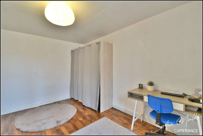 Maison à LE CHATELET