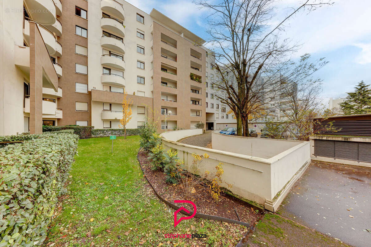 Appartement à LYON-8E