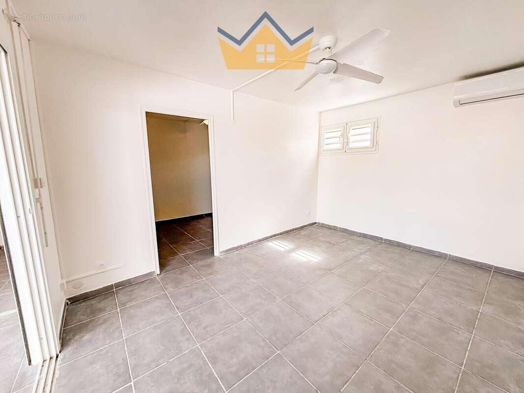 Maison à FORT-DE-FRANCE