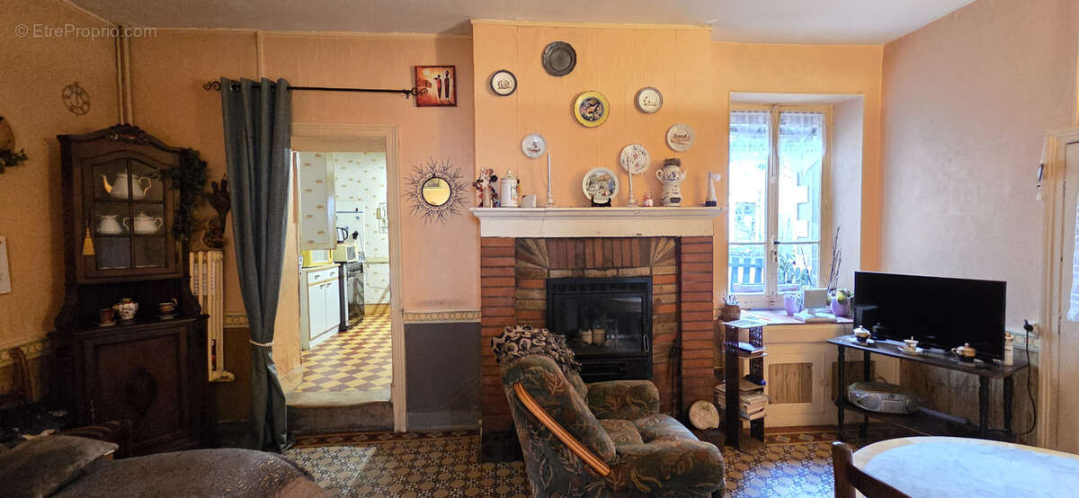 Maison à ETAIS-LA-SAUVIN