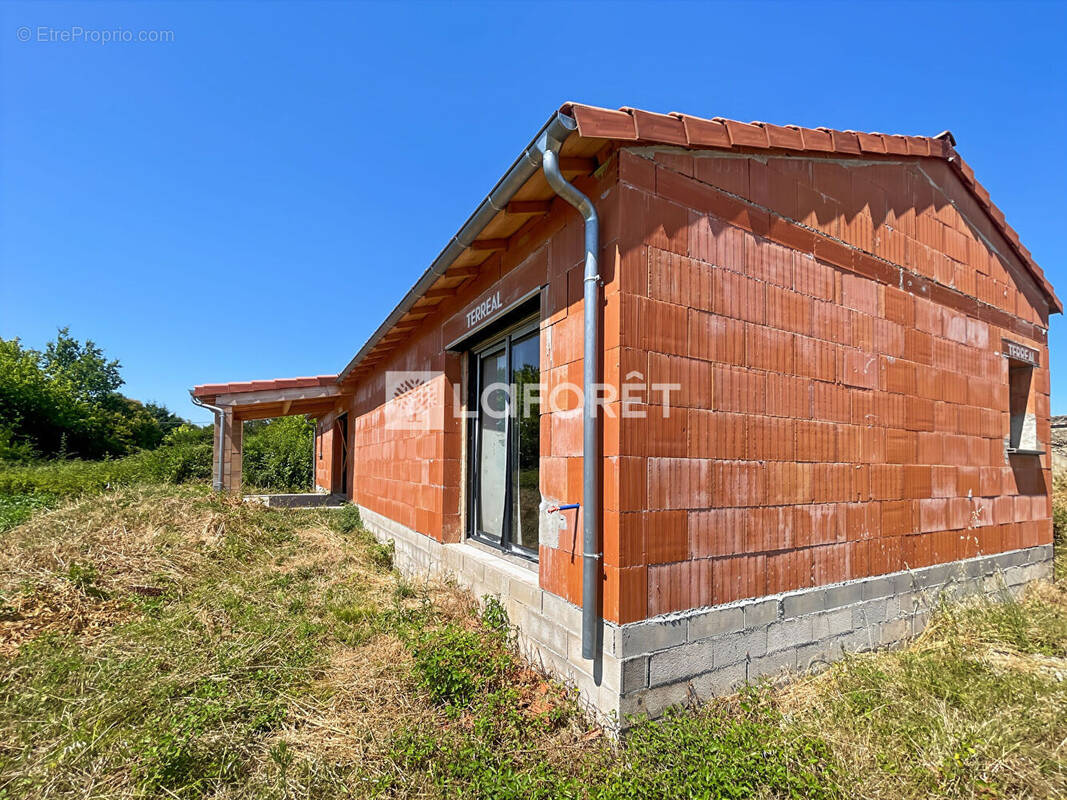 Maison à FINHAN