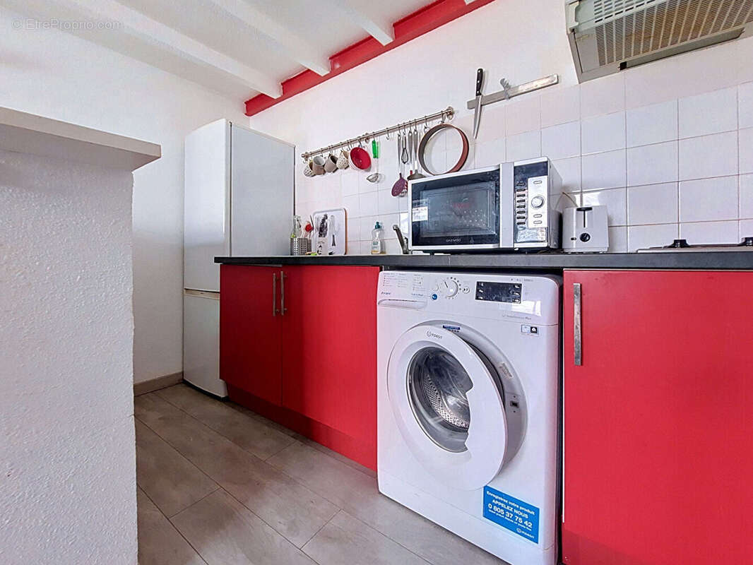 Appartement à MARSEILLE-1E