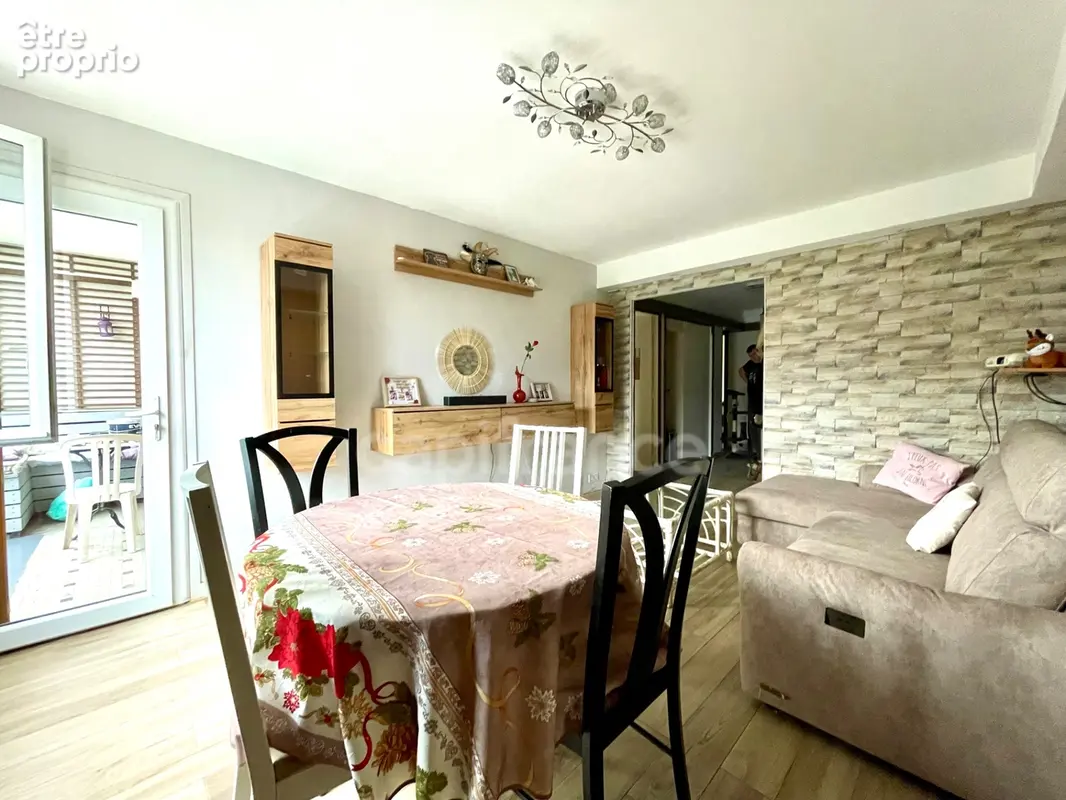 Appartement à vendre 3 pièces LE CHESNAY (78) - photo 2