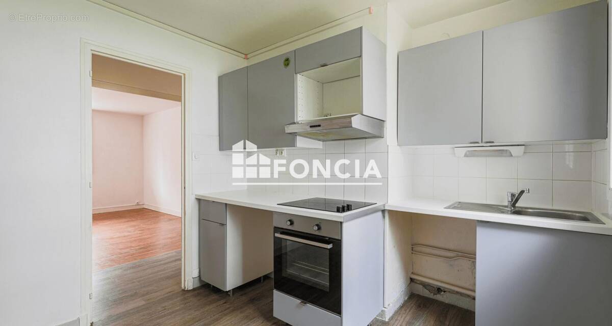 Appartement à MEYLAN
