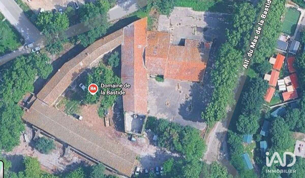 Photo 2 - Commerce à NIMES