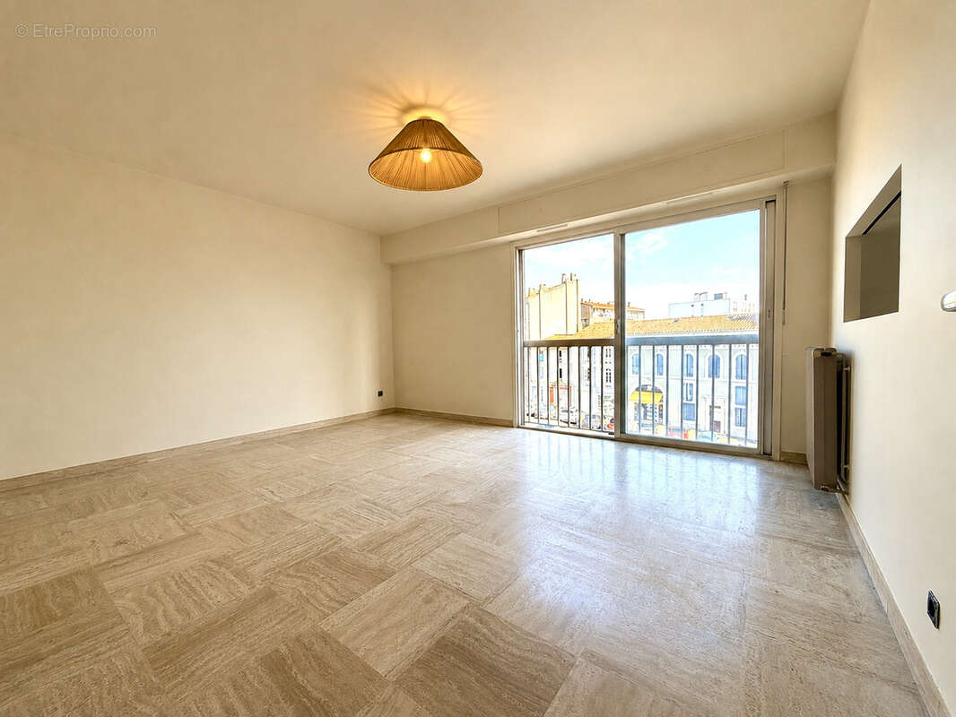 Appartement à CARCASSONNE