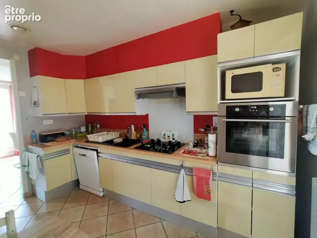 Maison 5 pièces 90 m² à vendre à Crennes-Sur-Fraubee (53700) - photo 3