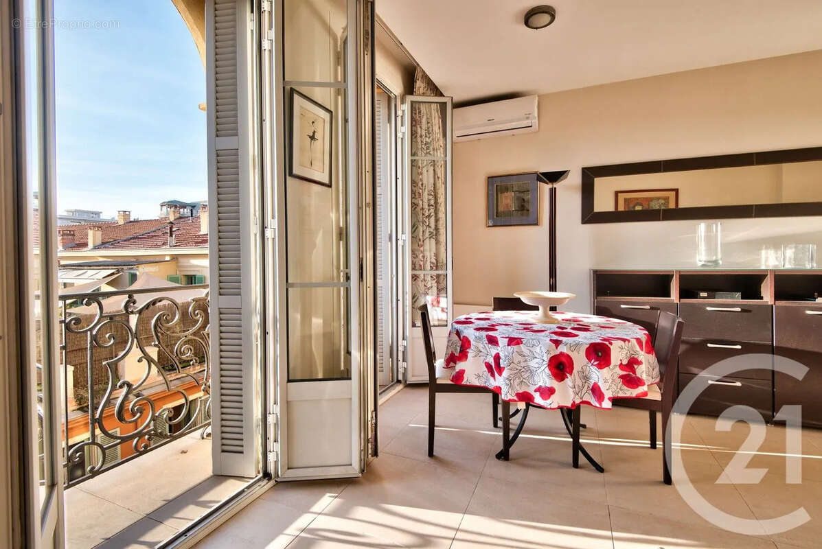 Appartement à NICE