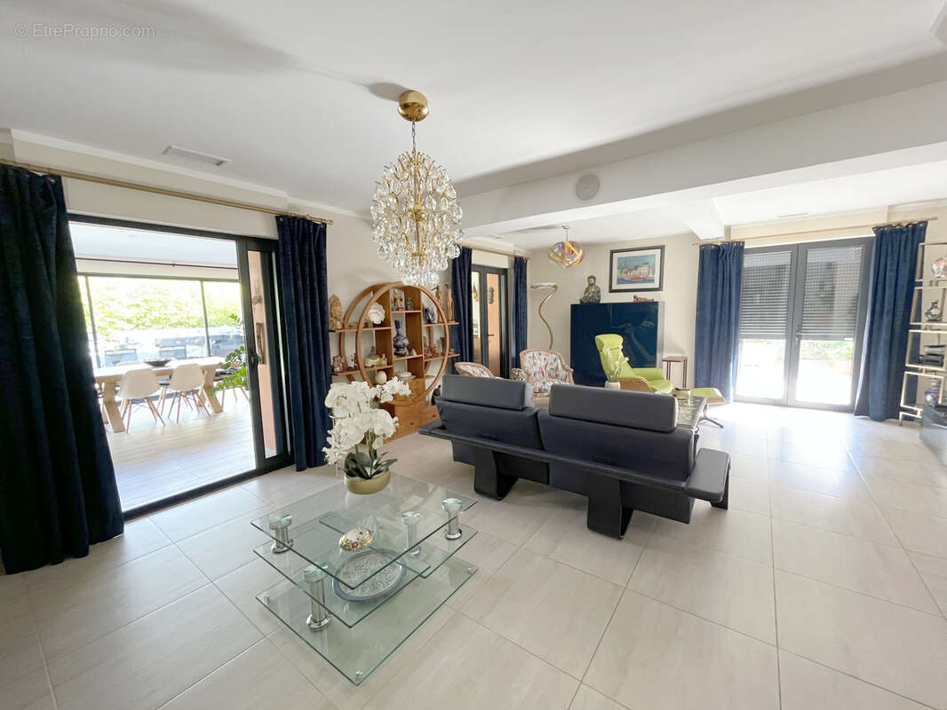 Maison à SAINT-MANDRIER-SUR-MER