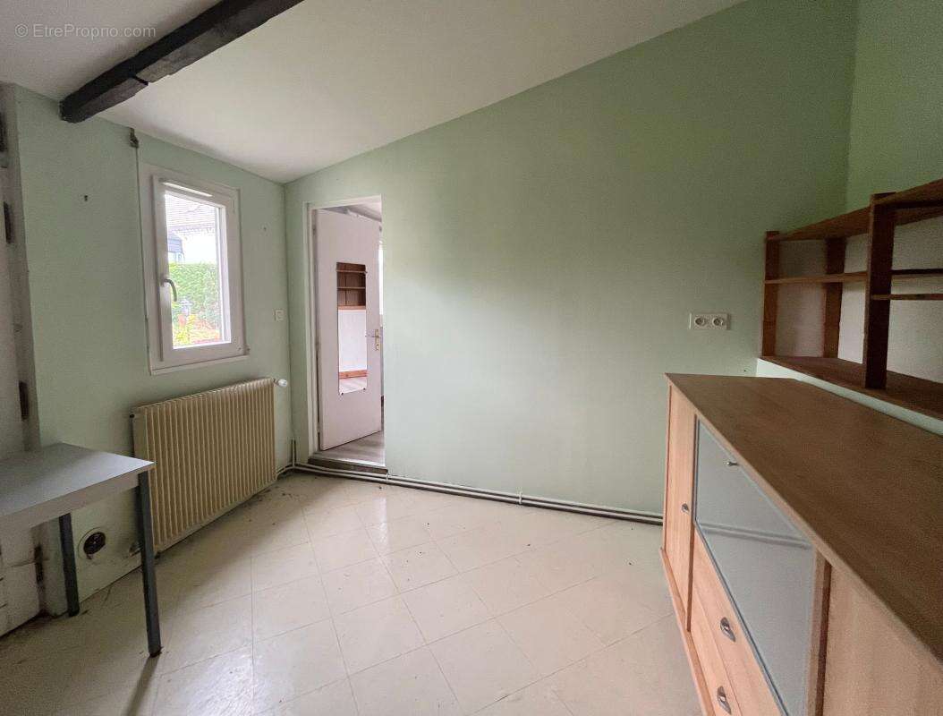 Maison à SAINT-PIERRE-SUR-DIVES
