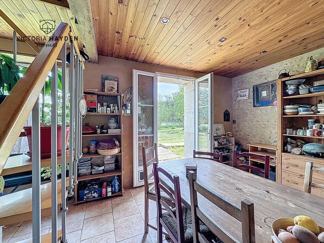 Maison à LACOMMANDE