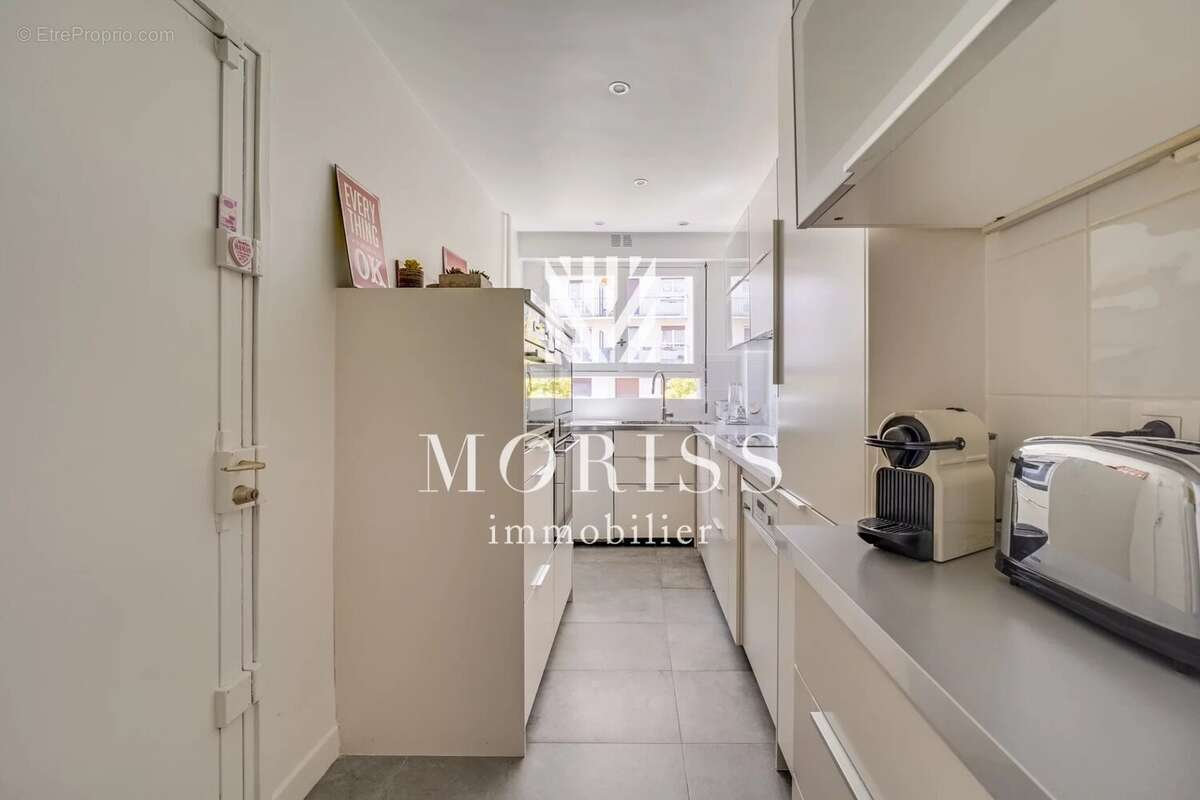 Appartement à CHARENTON-LE-PONT