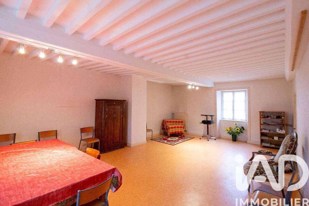 Photo 8 - Maison à VERTOLAYE