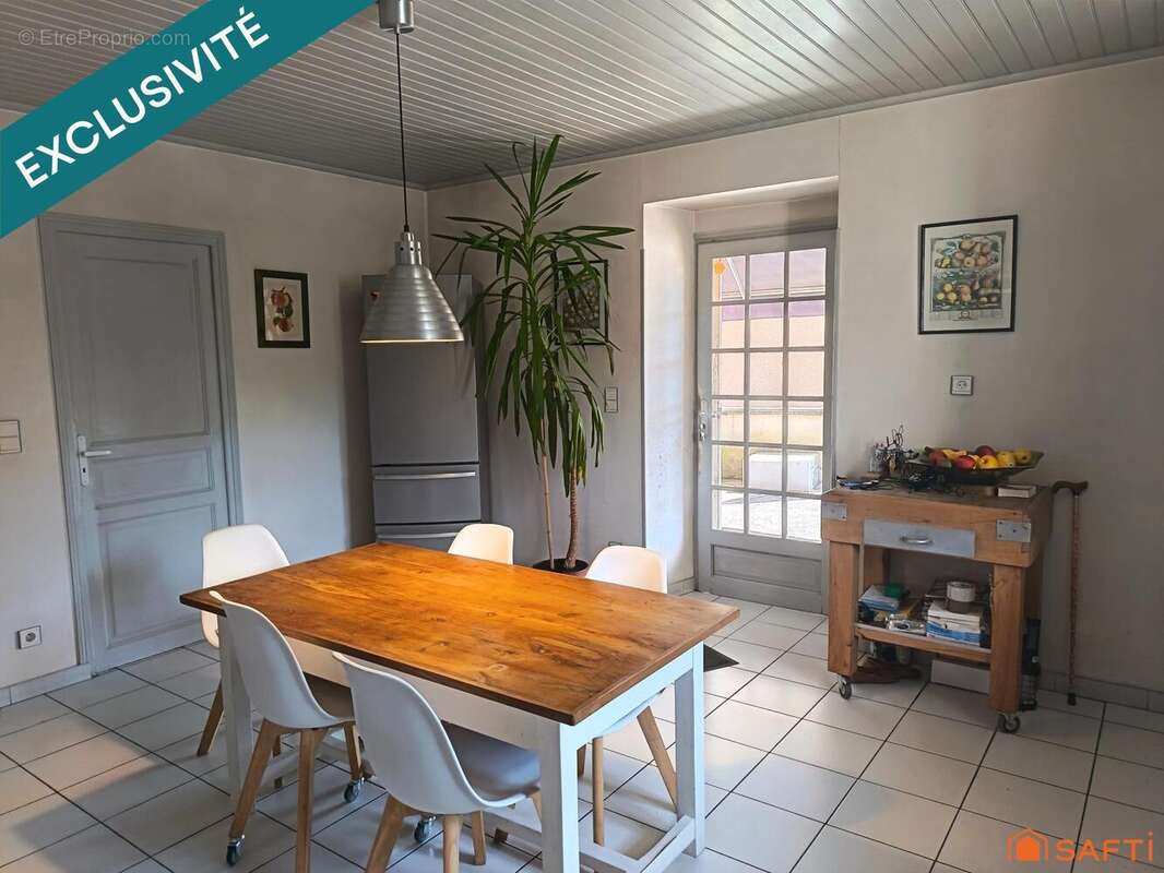 Photo 5 - Maison à CUZORN