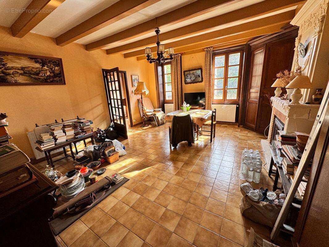 Maison à CHERVES-RICHEMONT