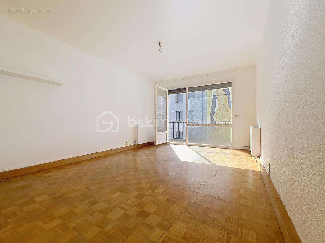 *** grenoble studio 28 m2 lumineux avec balcon flandrin-valmy*** - photo 3