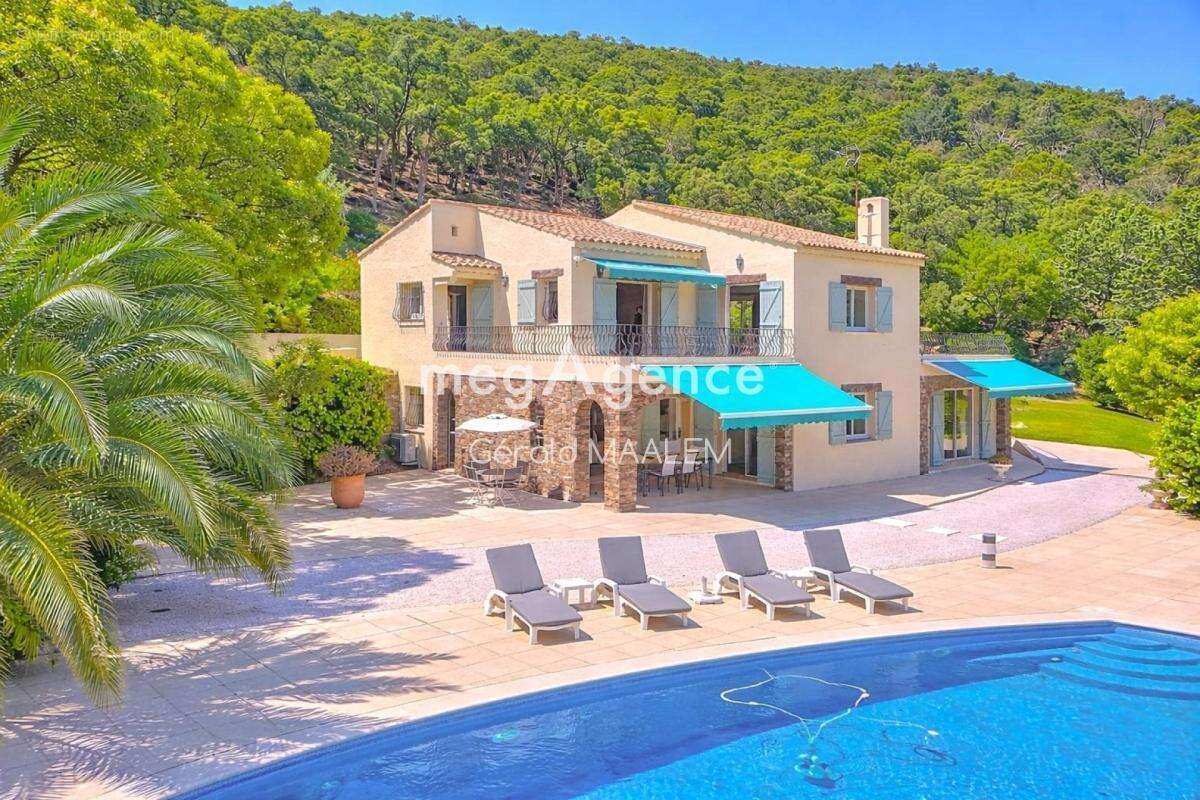 Maison à CAVALAIRE-SUR-MER