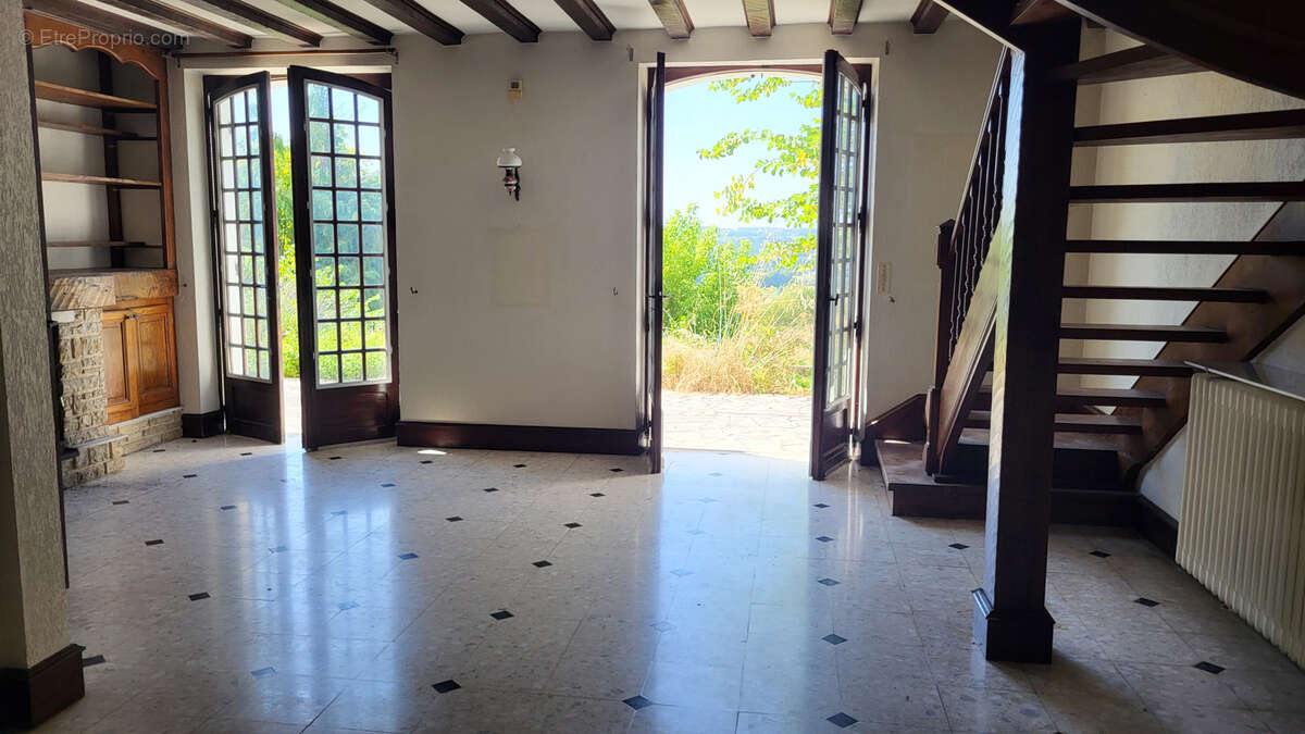 Maison à MONTAGRIER