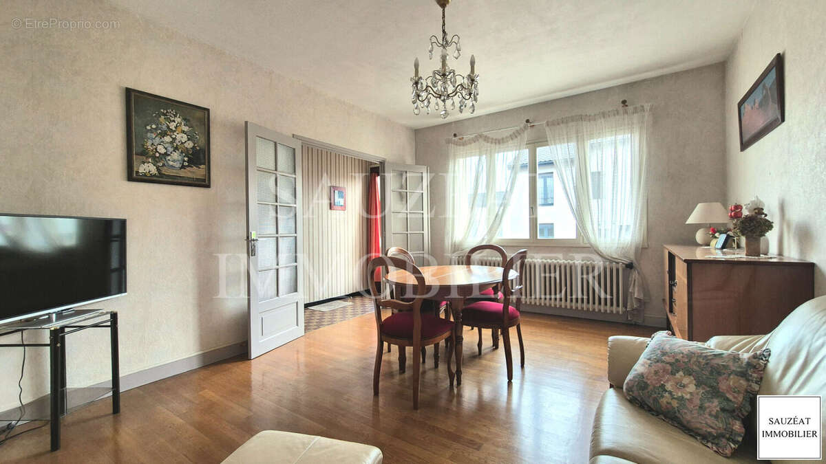 Maison à BAGNEUX