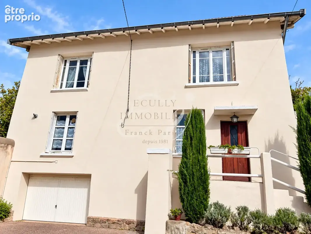 VENTE DARDILLY 69570 - EXCLUSIVITE - Maison Ancienne 100m2 - 3 chambres - Jardin 300m2 - - photo 2