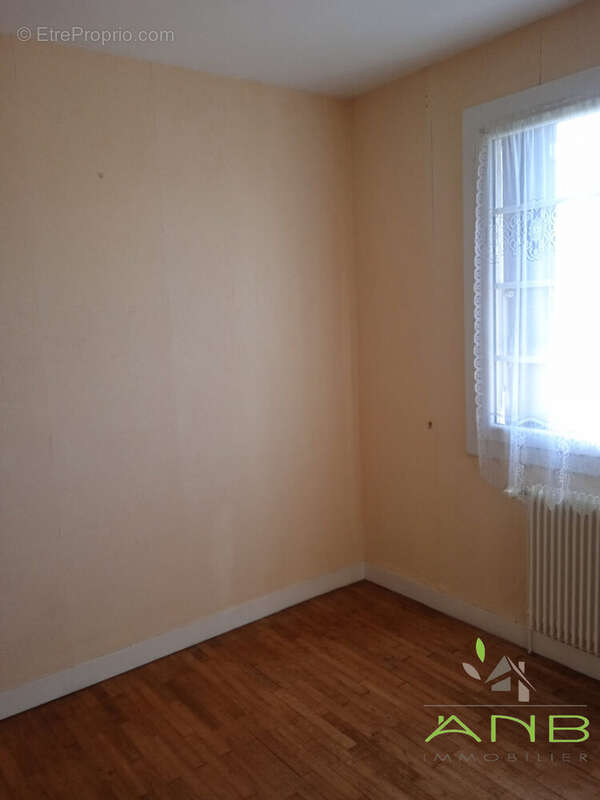 Maison à CHASSENEUIL-SUR-BONNIEURE