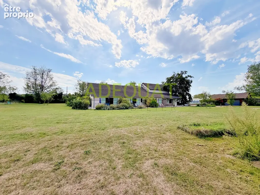 Maison individuelle / 396m2 habitable / 8 chambres / piscine / garage / terrain de 38690m2... - photo 5
