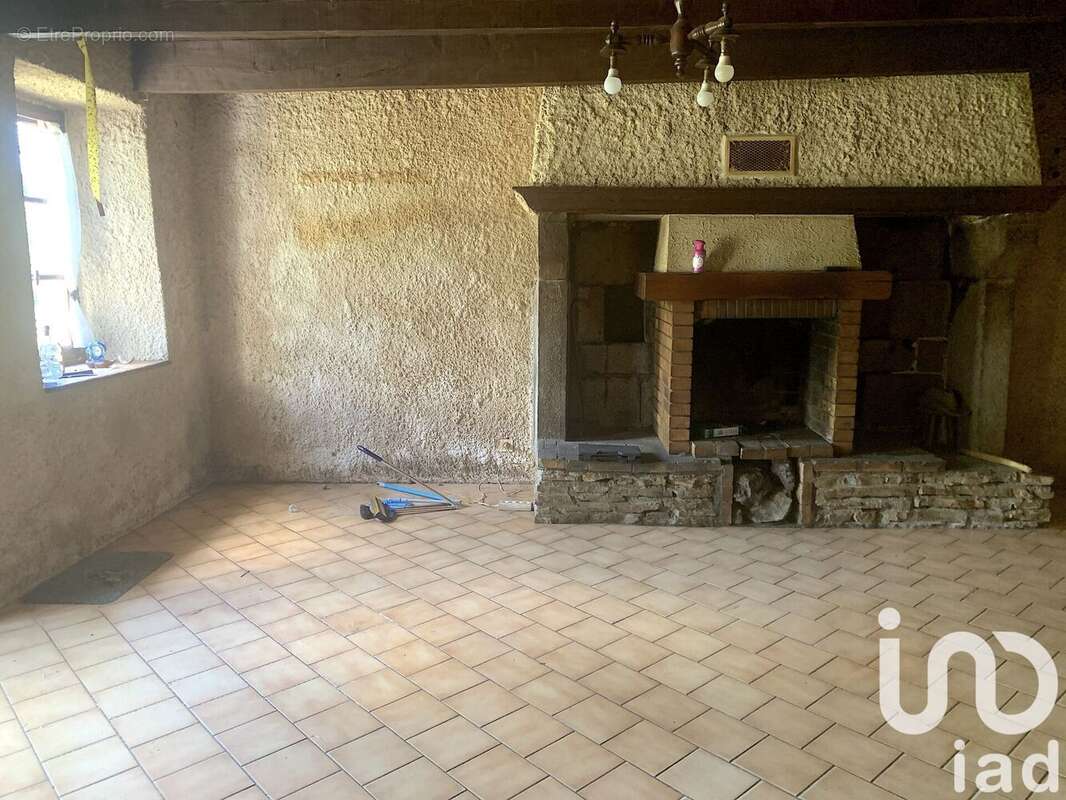 Photo 3 - Maison à MARSAC-EN-LIVRADOIS