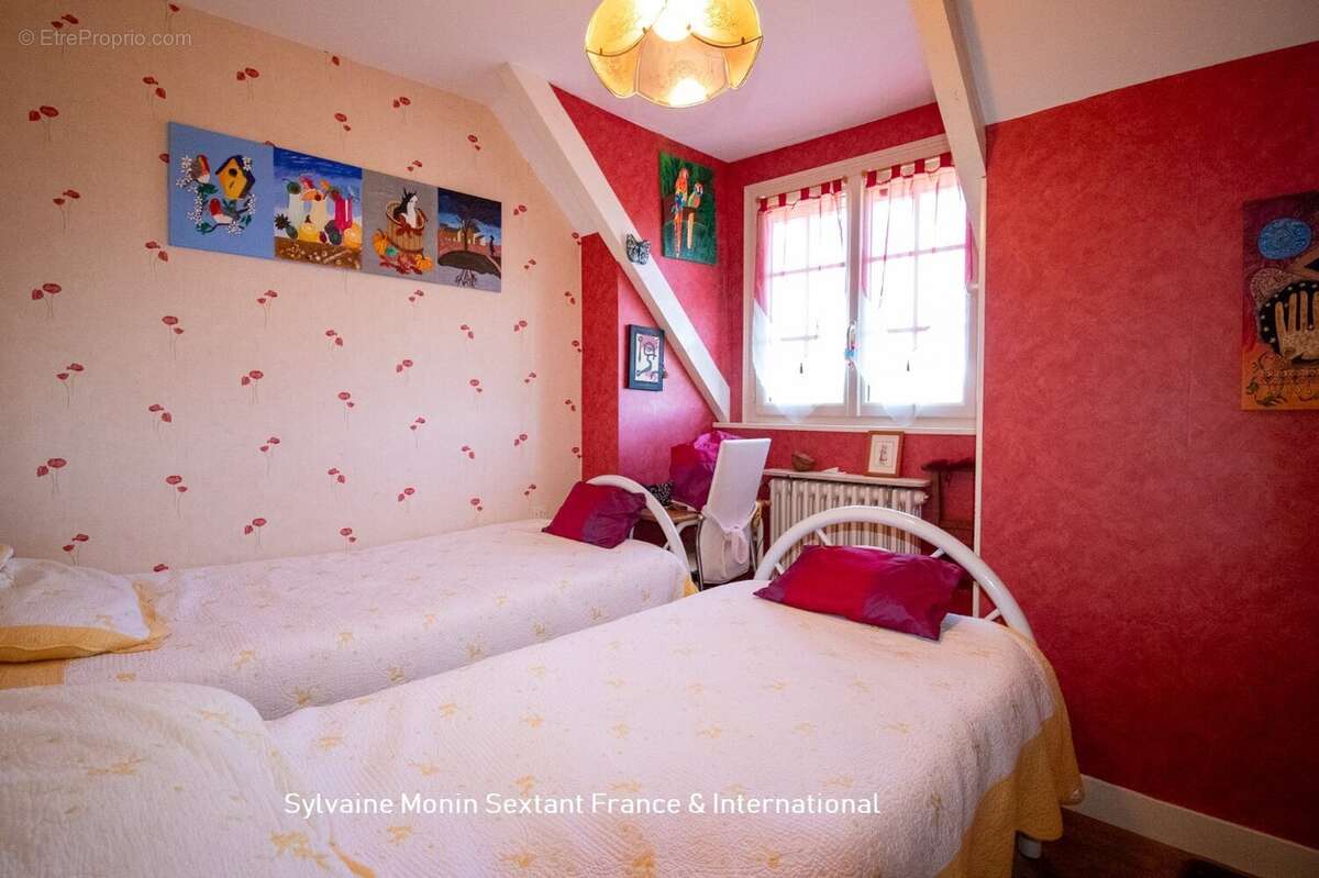 Maison de caractère spacieuse et lumineuse - photo 15