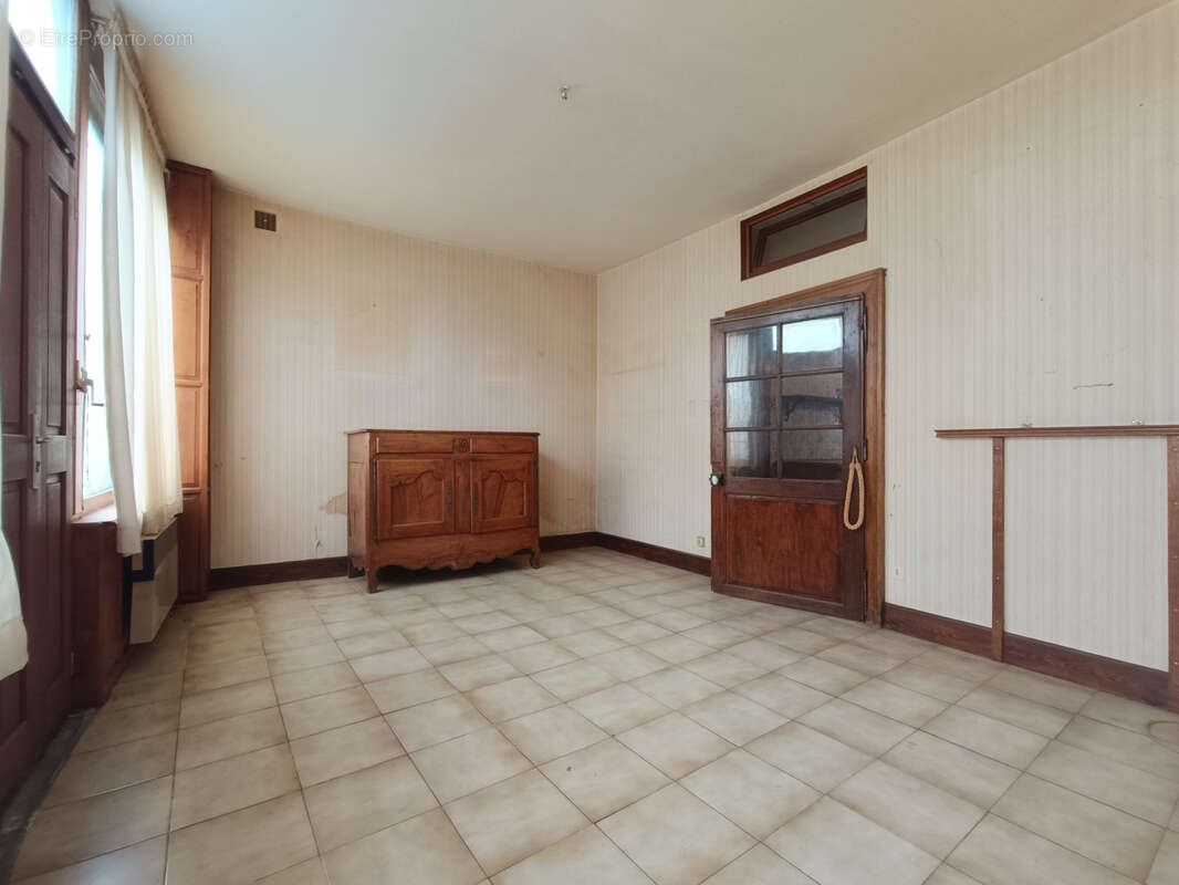 Maison à SANCERGUES