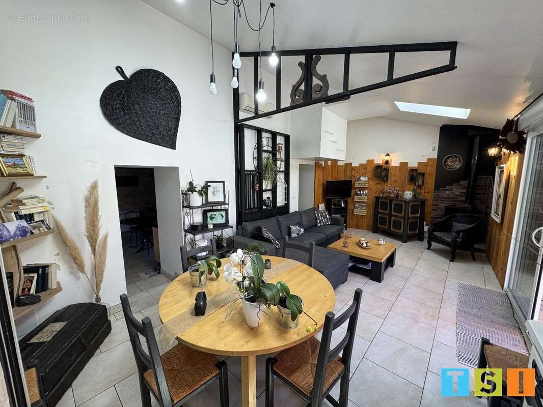 Maison de ville pleine de charme avec piscine - photo 7