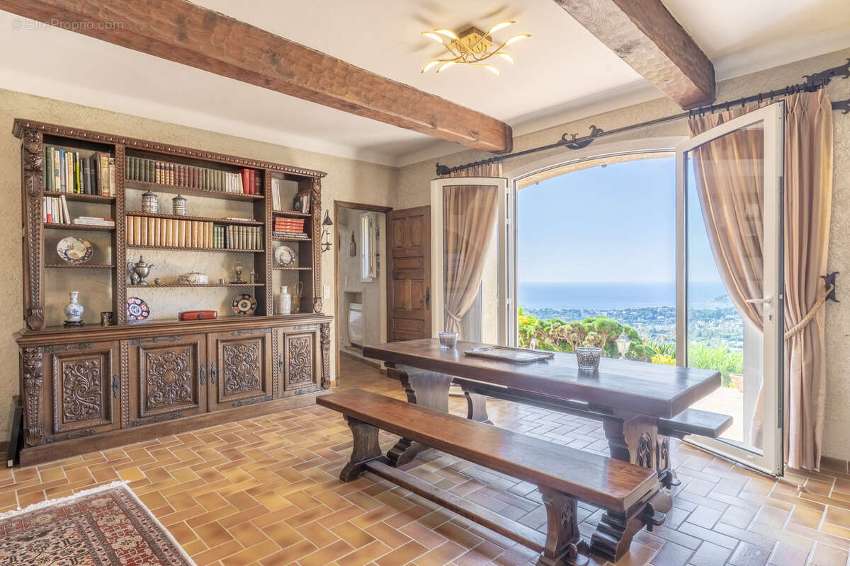 Maison à CAVALAIRE-SUR-MER