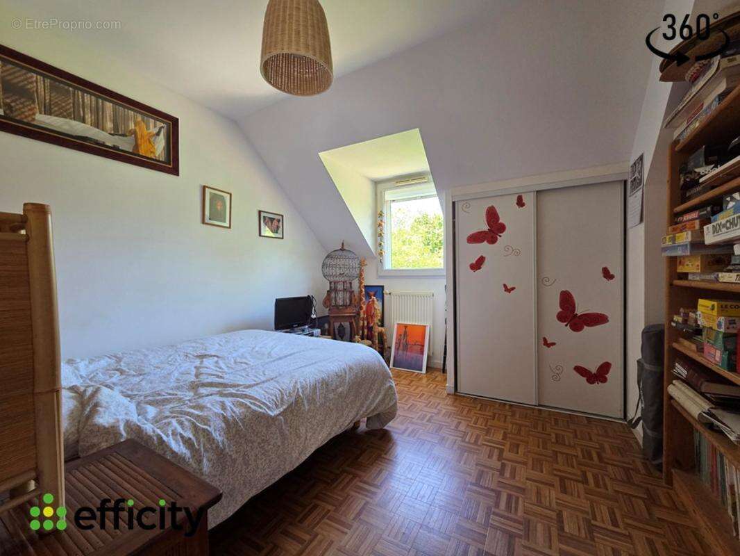 Maison 96 m² à La Chapelle-Des-Fougeretz  - photo 10