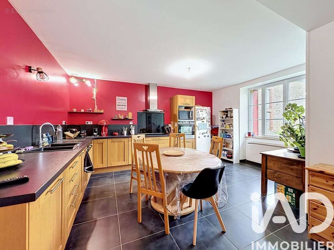 Maison 165 m² à Chavin  - photo 4