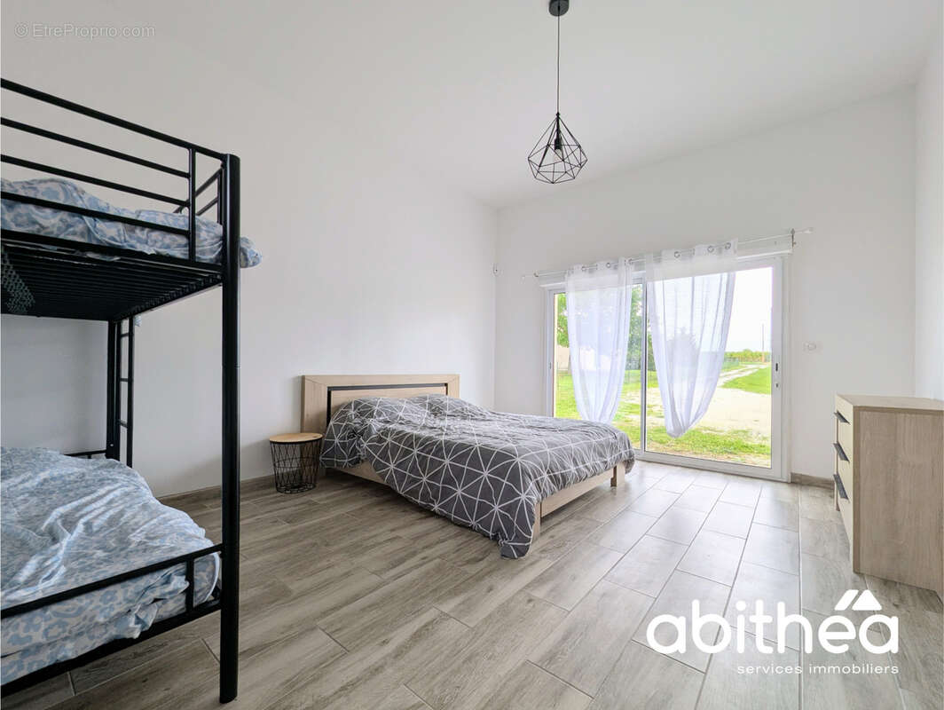 Maison à BOUNIAGUES