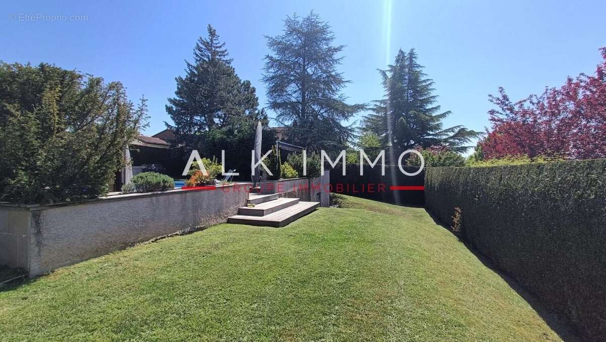 Maison à CRANVES-SALES