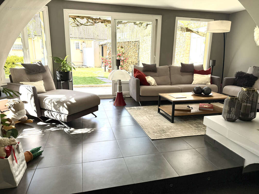 Maison à LES ALLUETS-LE-ROI