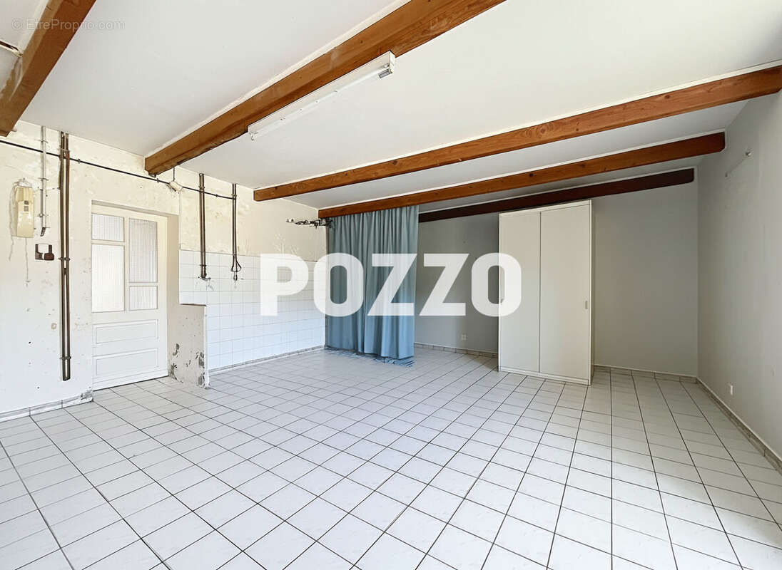 Maison Bricqueville Sur Mer (50290) 9 pièce(s) 180 m2 Terrain 18825 m² - photo 16