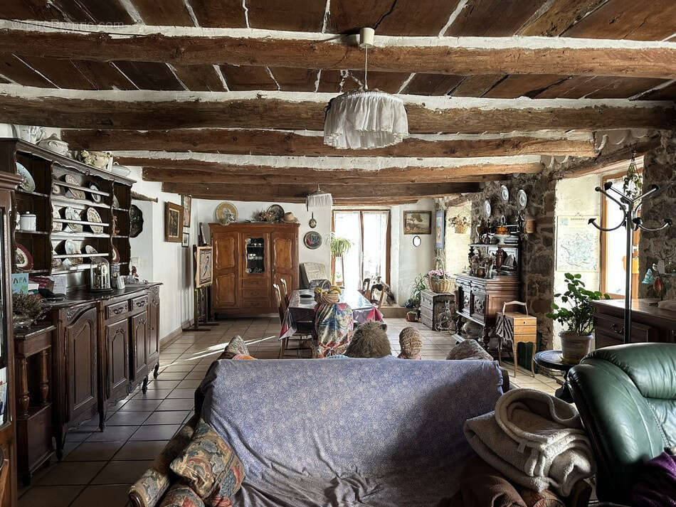 Maison à ROQUEBILLIERE