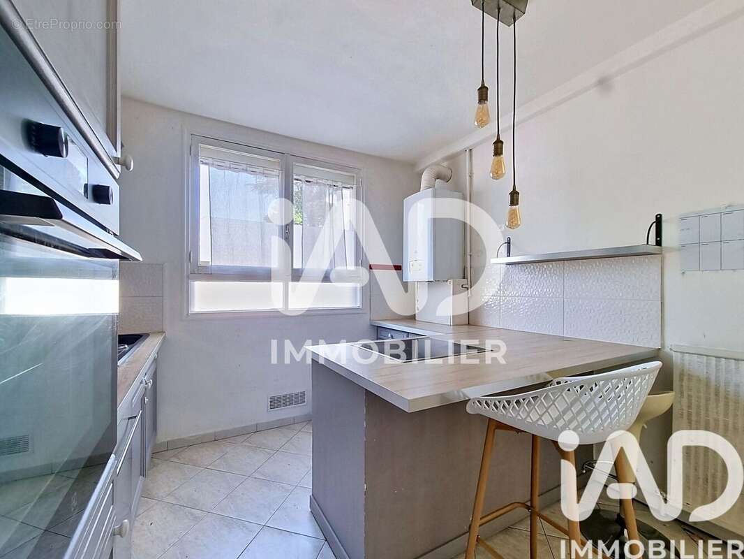 Photo 6 - Appartement à LIVRY-GARGAN