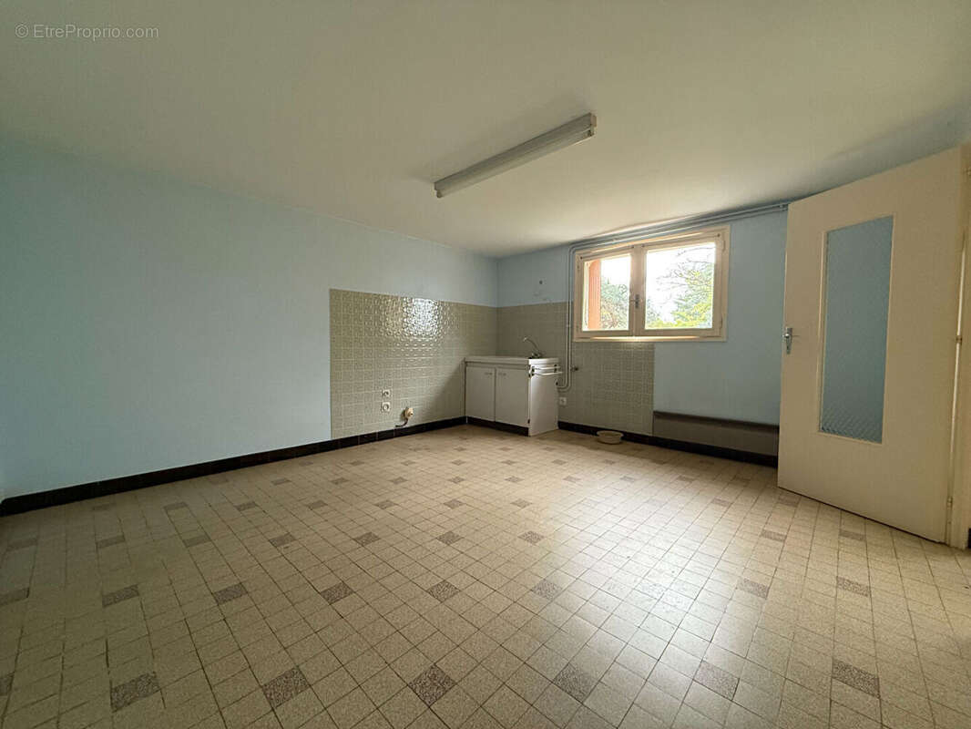 Maison à ESTIVAREILLES