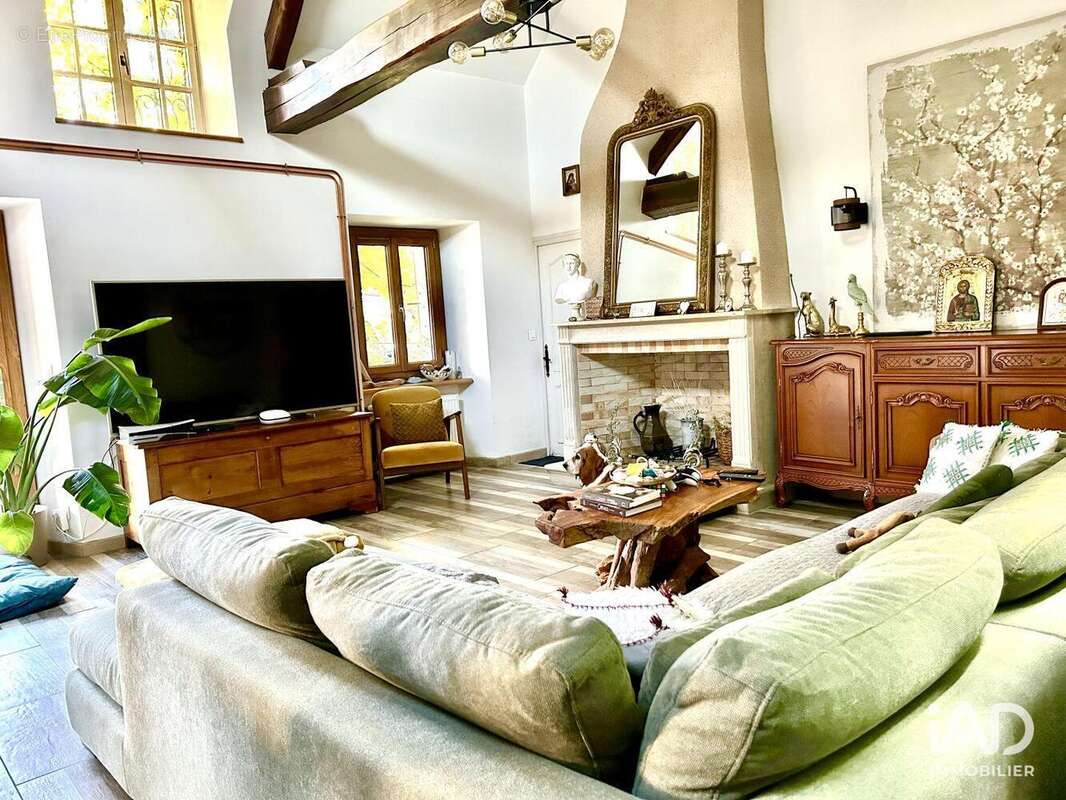 Maison 188 m² à Courtois-Sur-Yonne  - photo 5