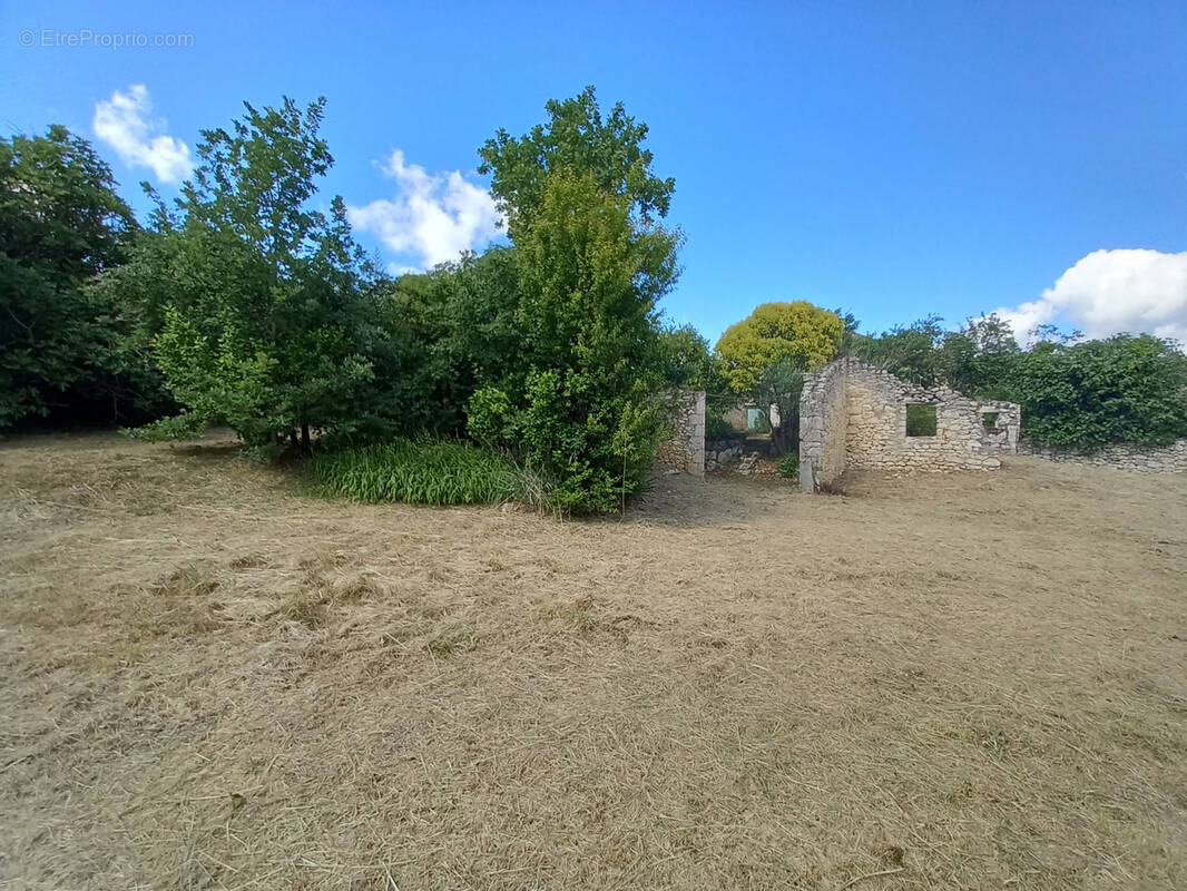 Terrain à MAUVEZIN