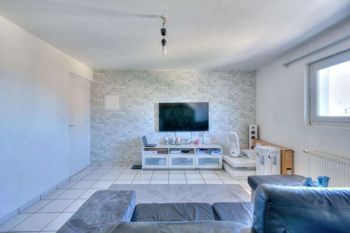 Appartement à VIRY-CHATILLON